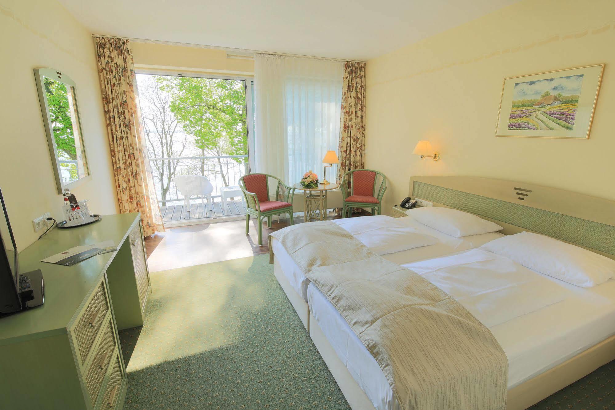 Seehotel Schloss Klink Ngoại thất bức ảnh